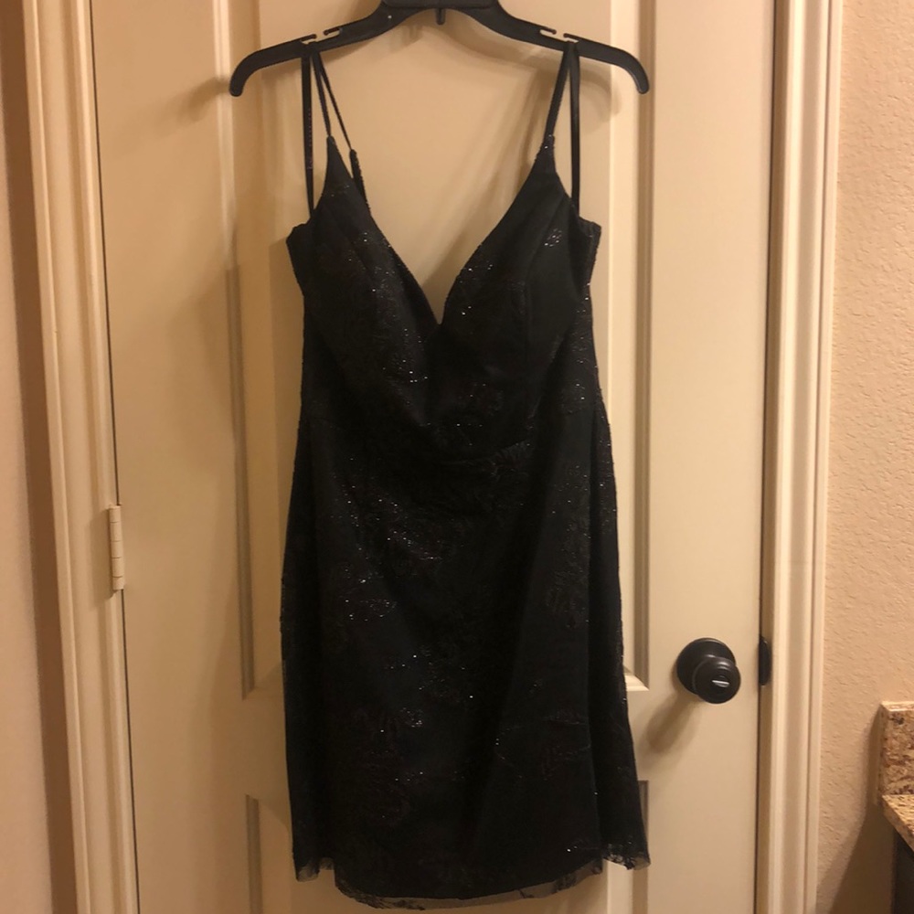 NWOT Black Hayley Paige Occasions Dress